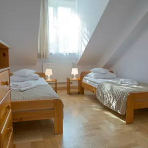 Goscinne Dom Sw. Szymona Privatunterkunft